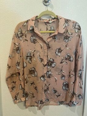 Blush Floral Sheer Blouse – Soft & Romantic (Size L, Relaxed Fit)